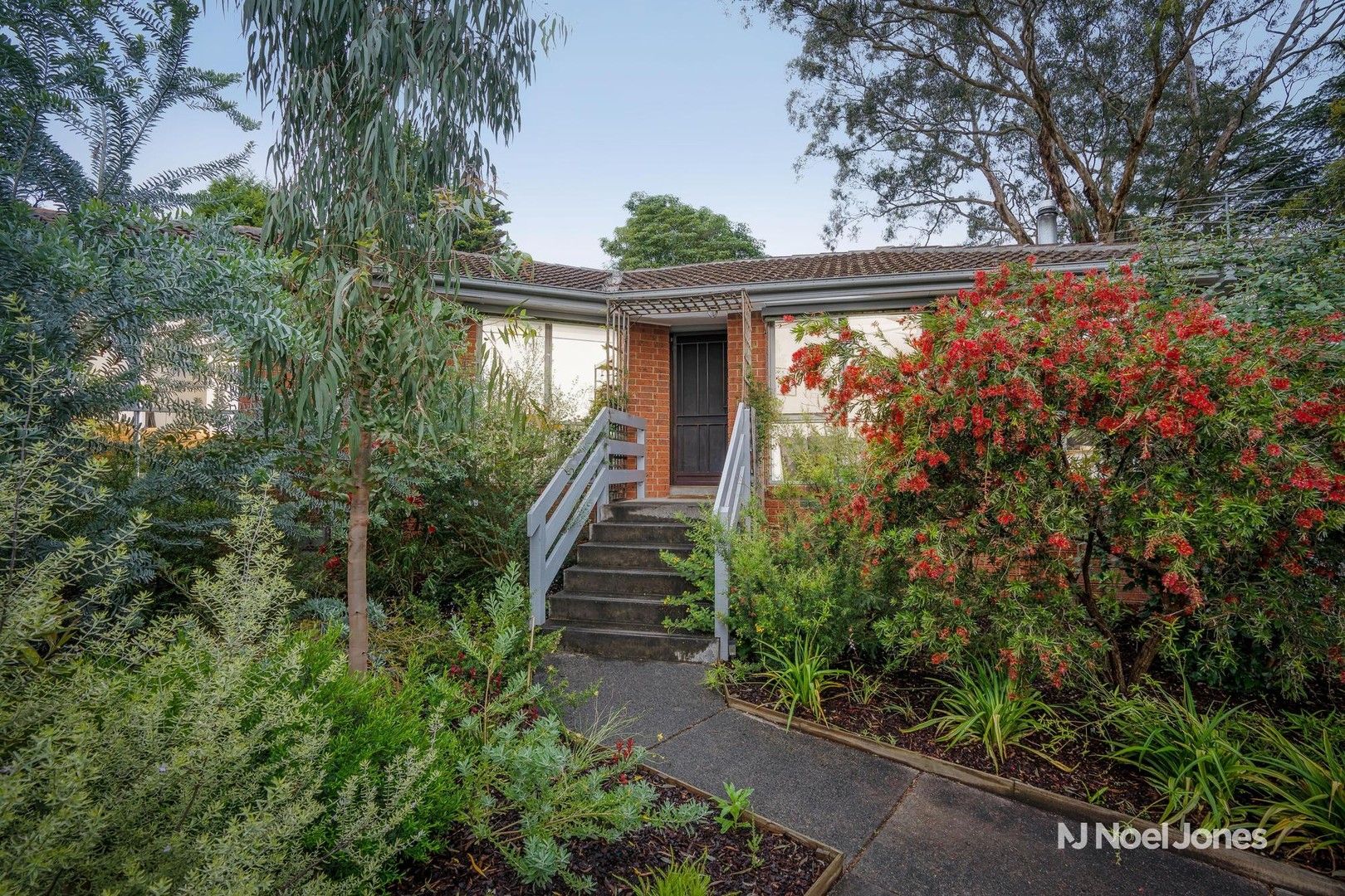 2/4 Munro Street, Mitcham VIC 3132, Image 0