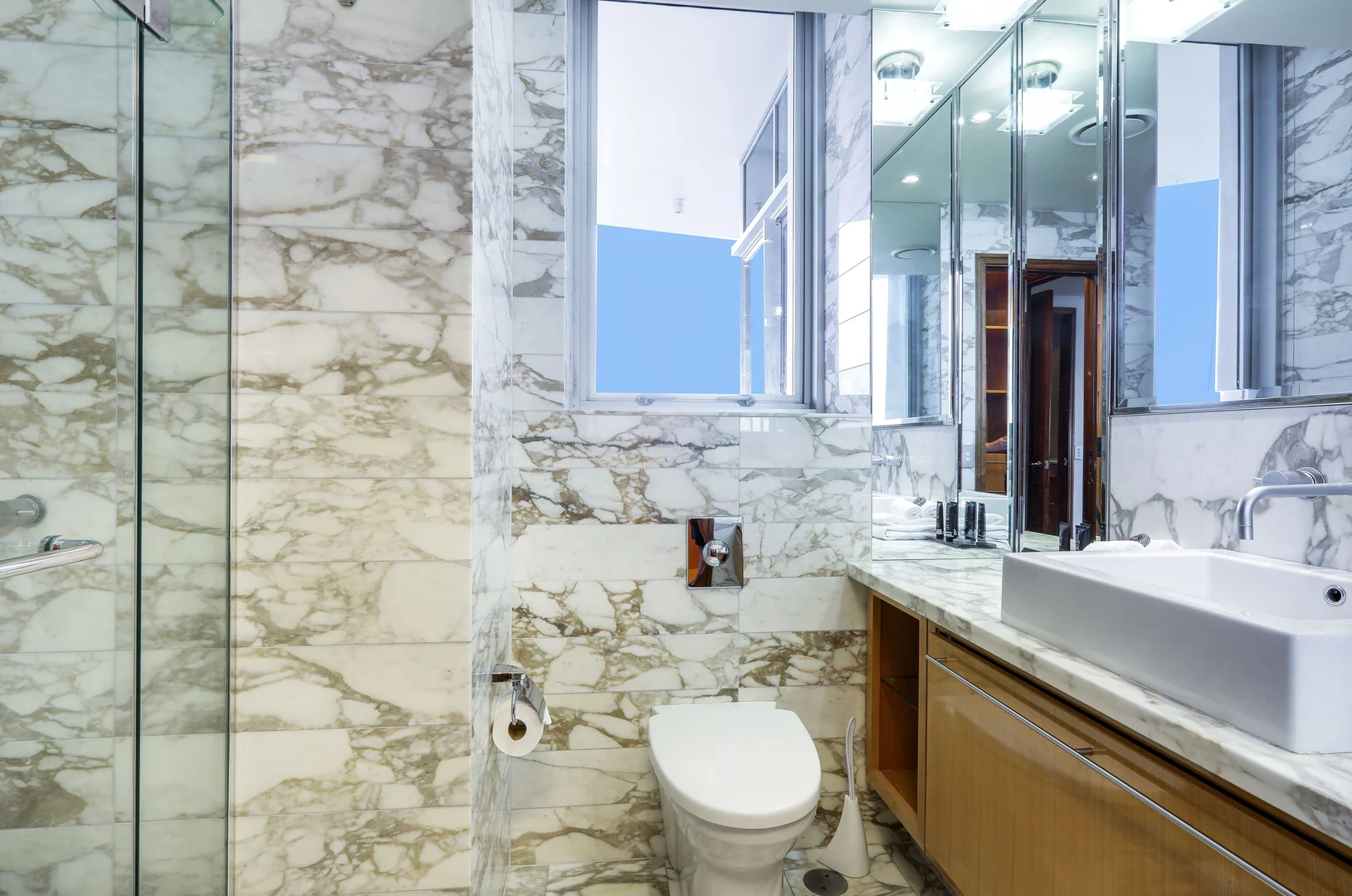 Additional image 21 of 2471/23 Ferny Avenue, Surfers Paradise QLD 4217