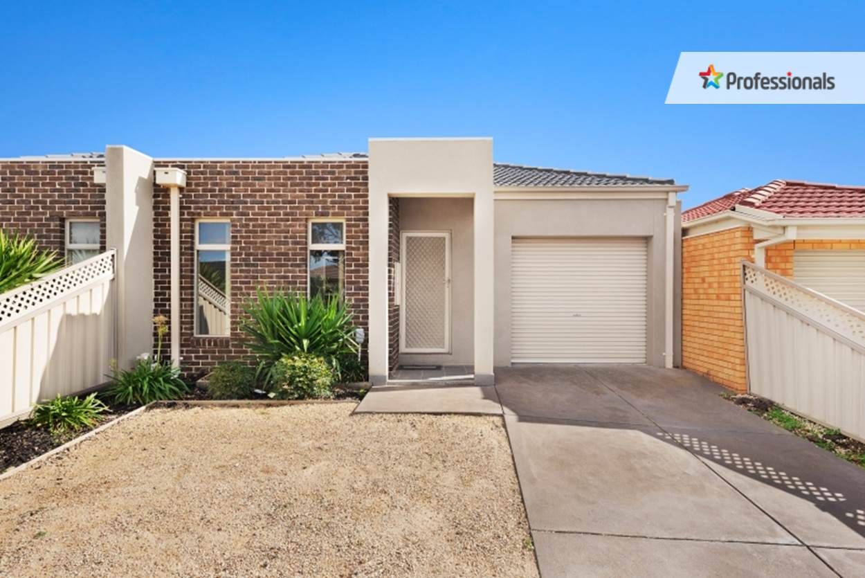 1/3 Bellinger Crescent, Wyndham Vale VIC 3024, Image 0