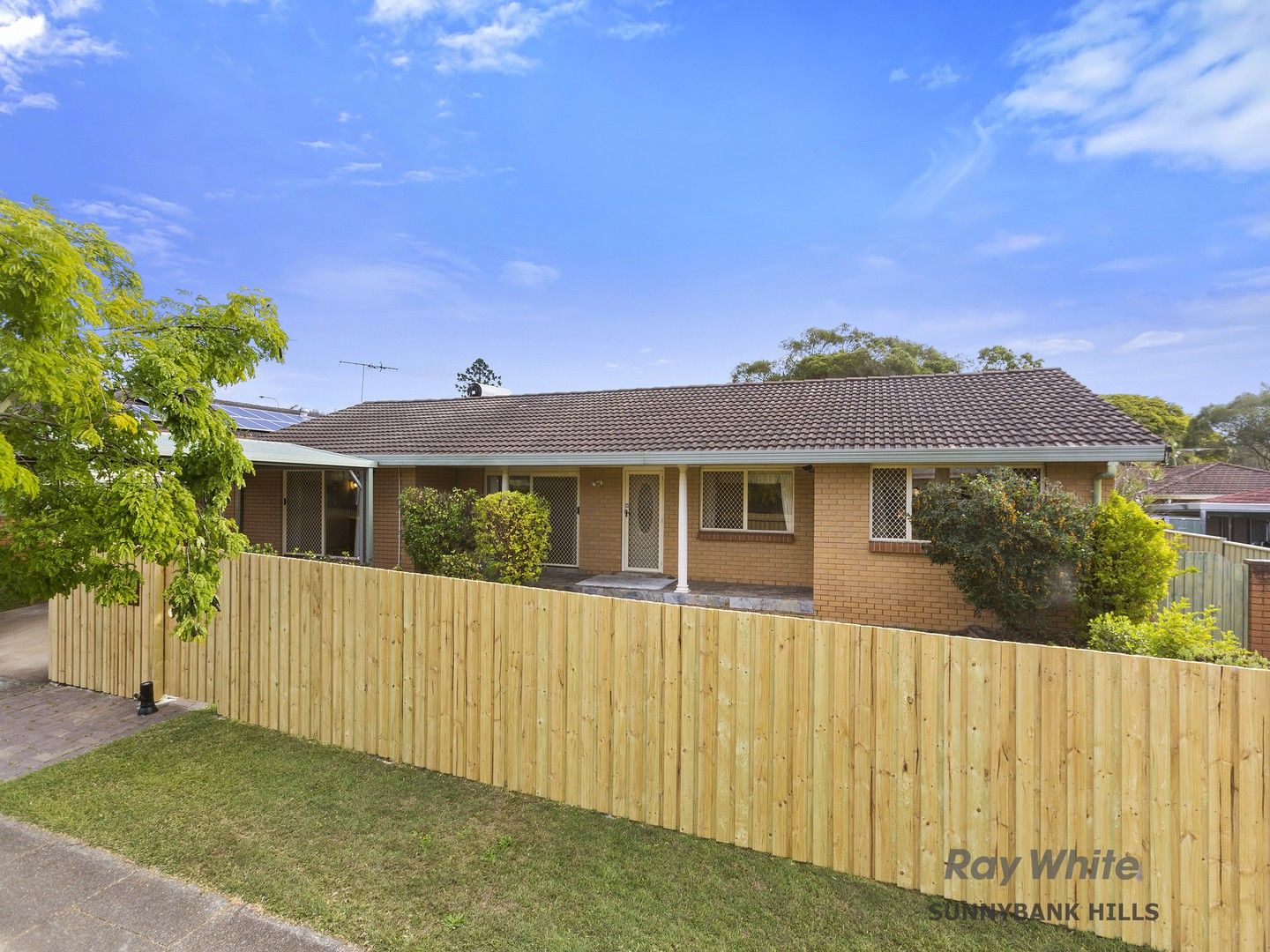 9 Devonlea Street, Eight Mile Plains QLD 4113 House For Rent Domain