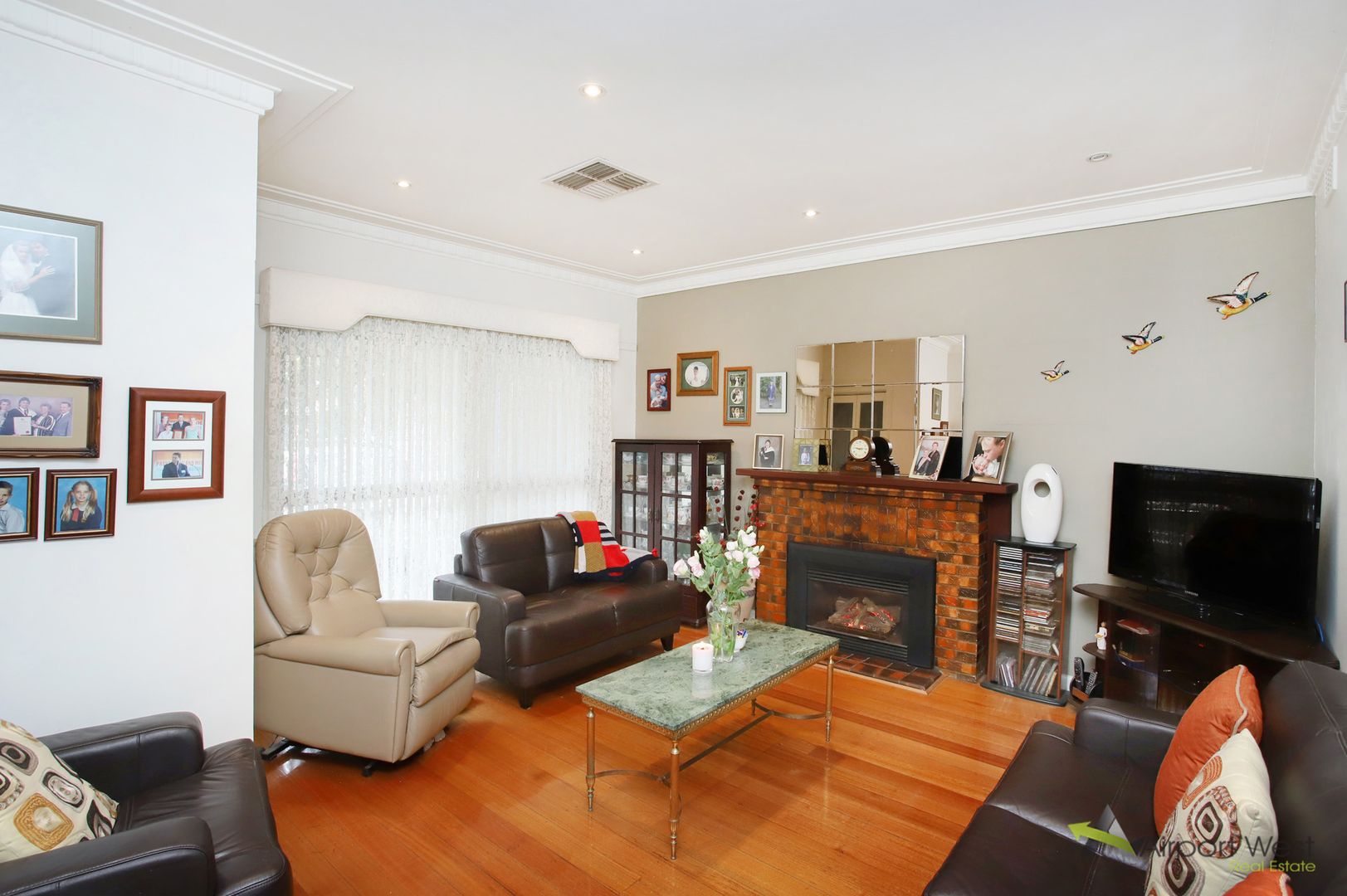 70 Victory Road, Airport West VIC 3042, Image 2
