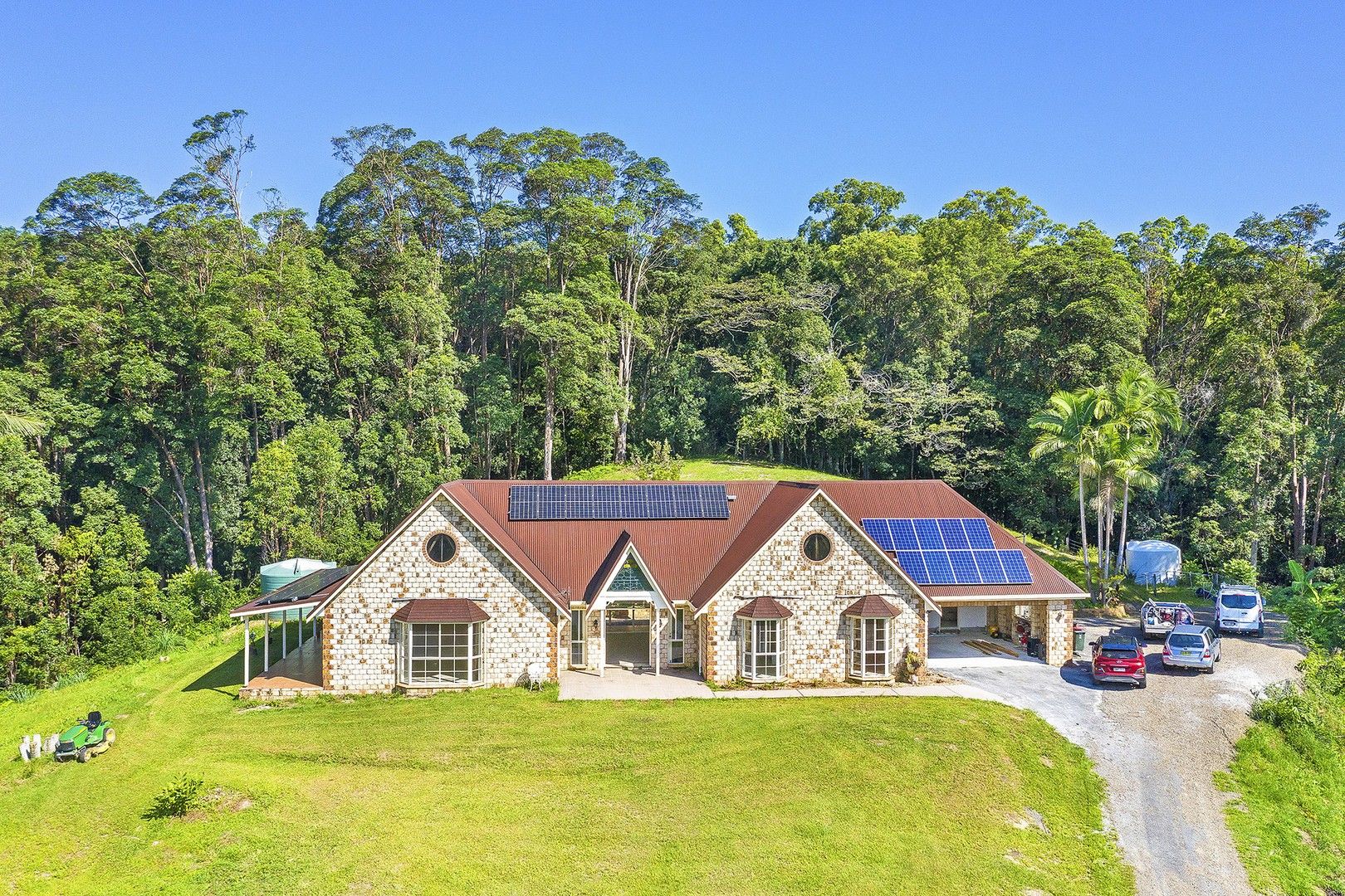 4 bedrooms Acreage / Semi-Rural in 46 Birrigan Close NOBBYS CREEK NSW, 2484