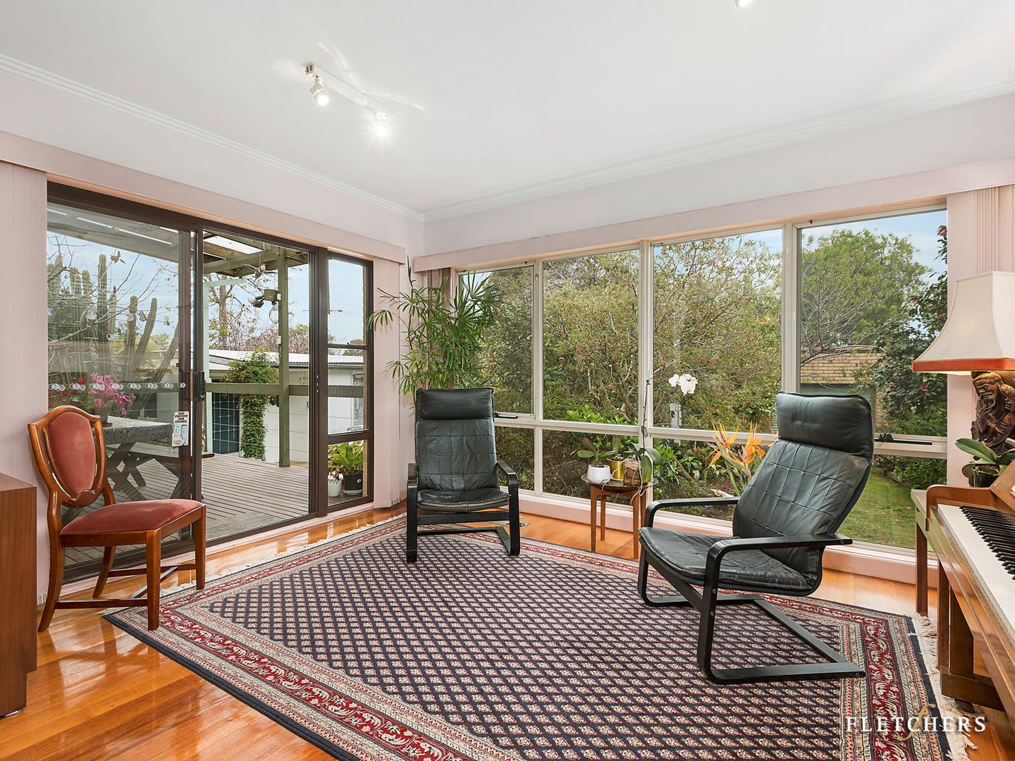 14 Outlook Road, Mount Waverley VIC 3149, Image 2