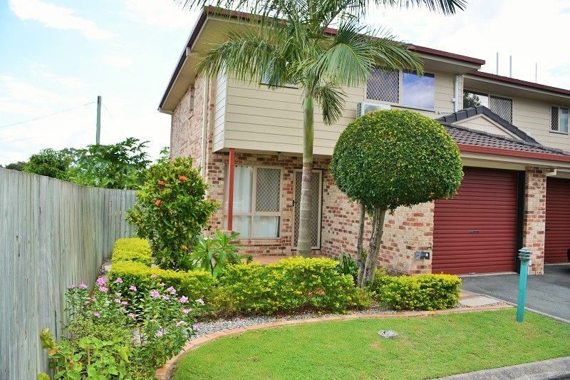 3 bedrooms Townhouse in 4/229 Browns Plains Road BROWNS PLAINS QLD, 4118