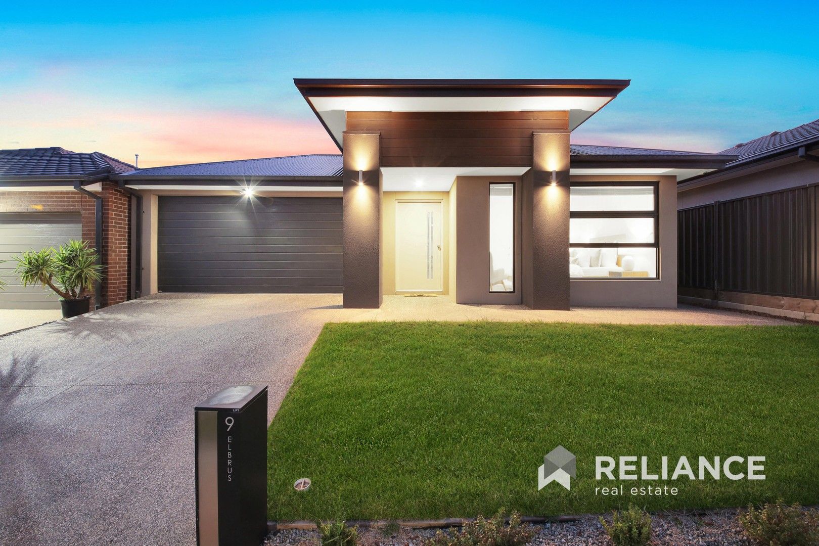 4 bedrooms House in 9 Elbrus Street TRUGANINA VIC, 3029