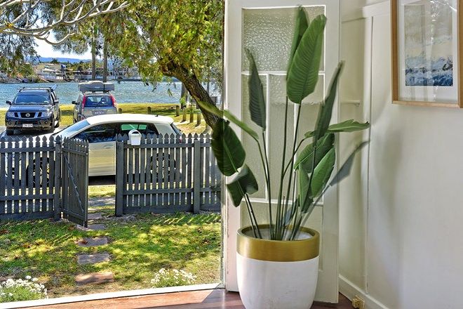 Picture of 23 River Drive, SURFERS PARADISE QLD 4217