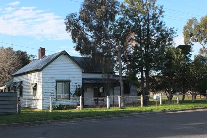 Picture of 76 Navarre Street, REDBANK VIC 3477