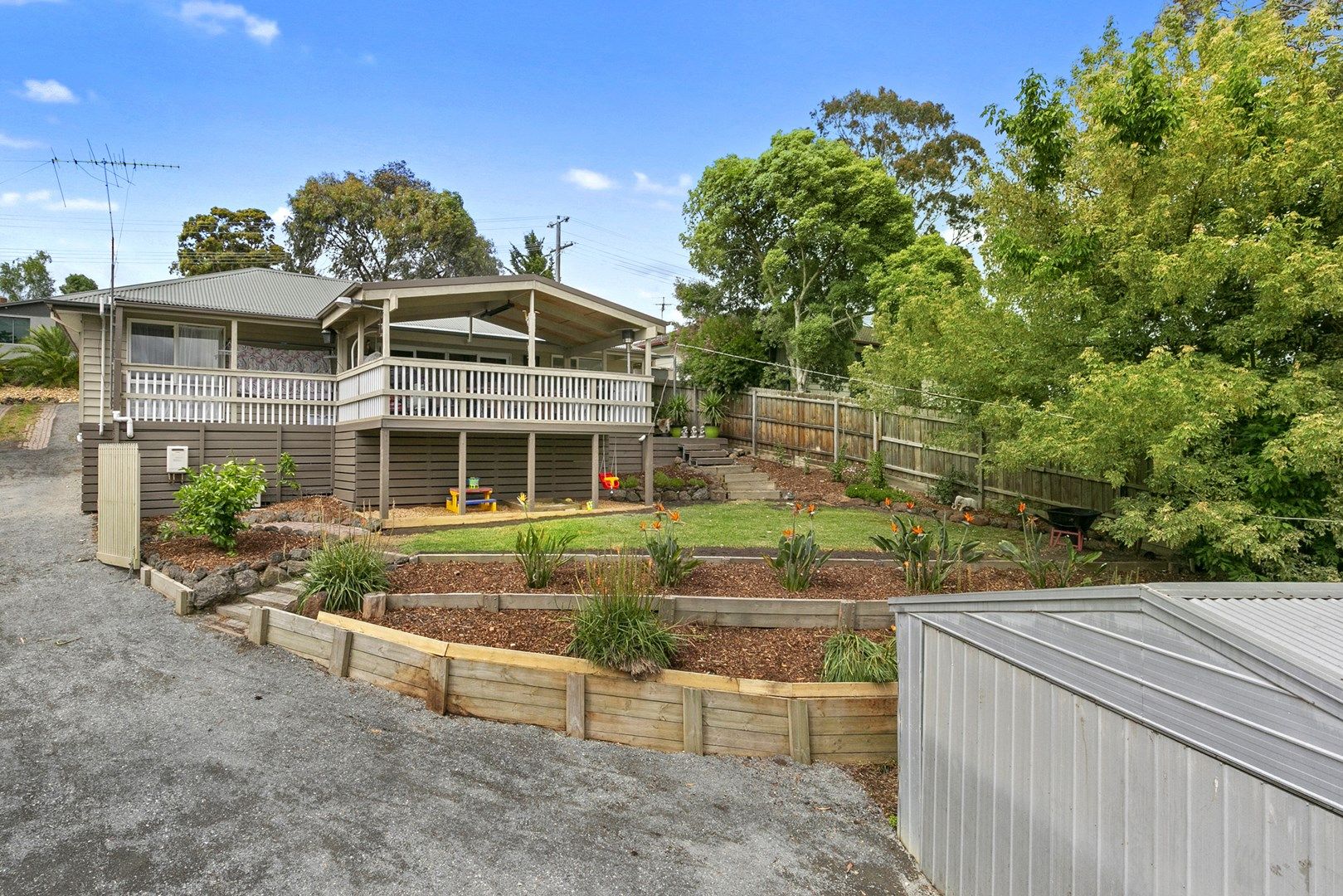 15 Weymar Crescent, Wandin North VIC 3139, Image 0