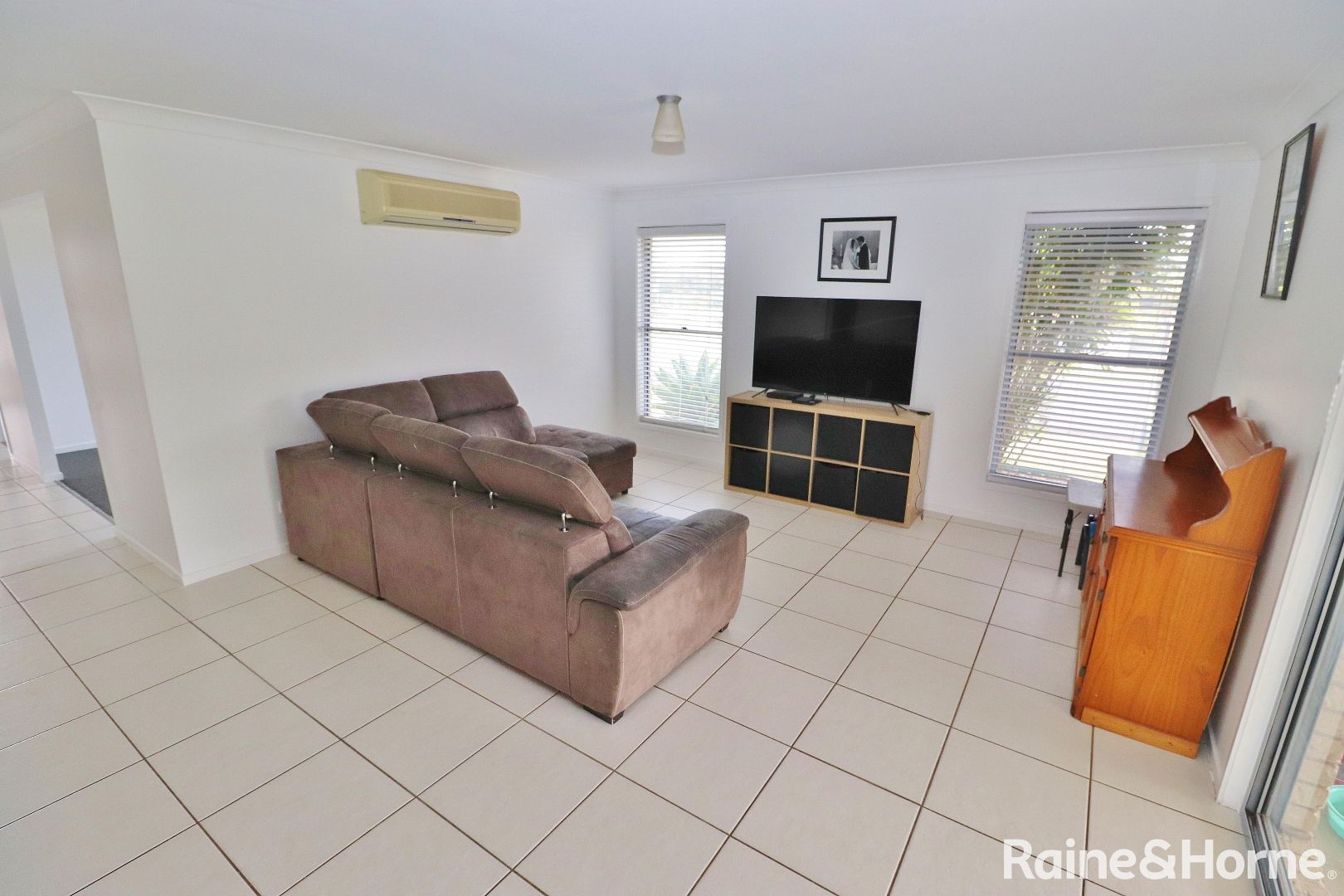 59 Banksia Drive, Kingaroy QLD 4610, Image 2