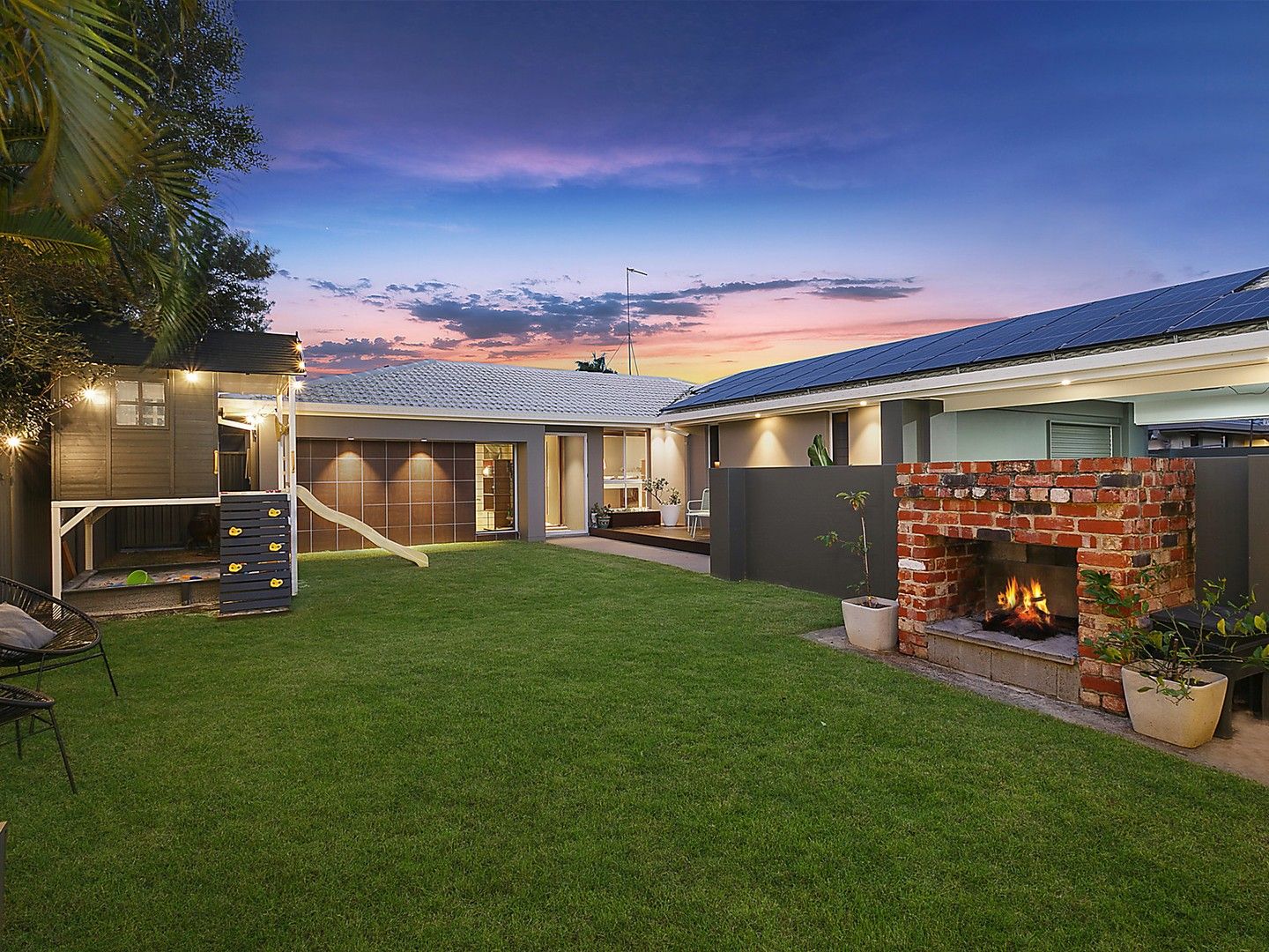 6 Linum Street, Palm Beach QLD 4221 House For Rent 2,000 Domain