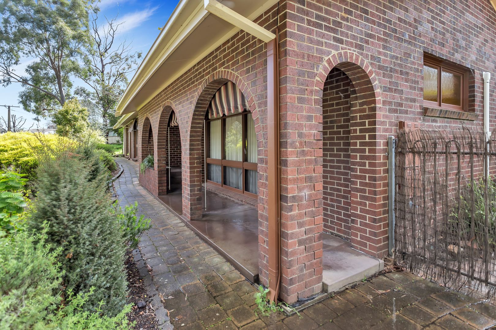 2 Hamilton Crescent, Aberfoyle Park SA 5159, Image 2