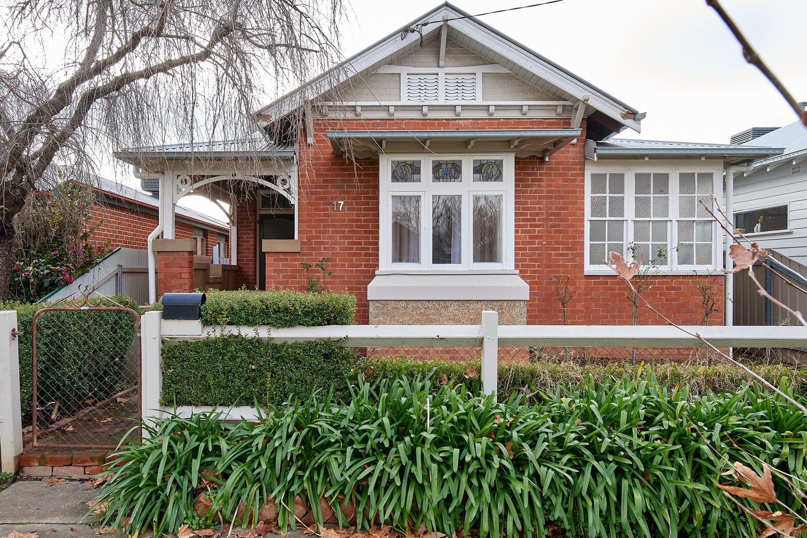 2 bedrooms House in 17 Albert Street WAGGA WAGGA NSW, 2650