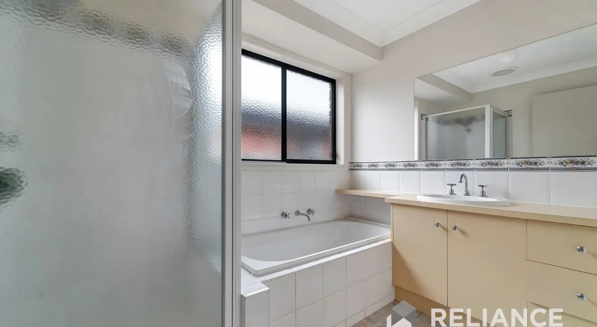 Additional image 5 of 4 Buckhurst Way, Hoppers Crossing VIC 3029