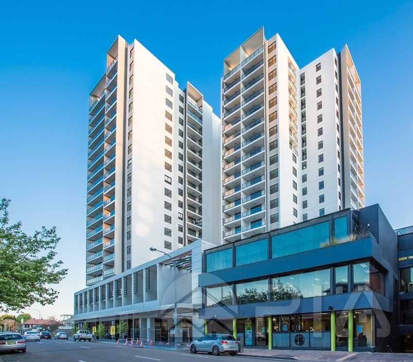 2 bedrooms Apartment / Unit / Flat in 27/109-113 George Street PARRAMATTA NSW, 2150