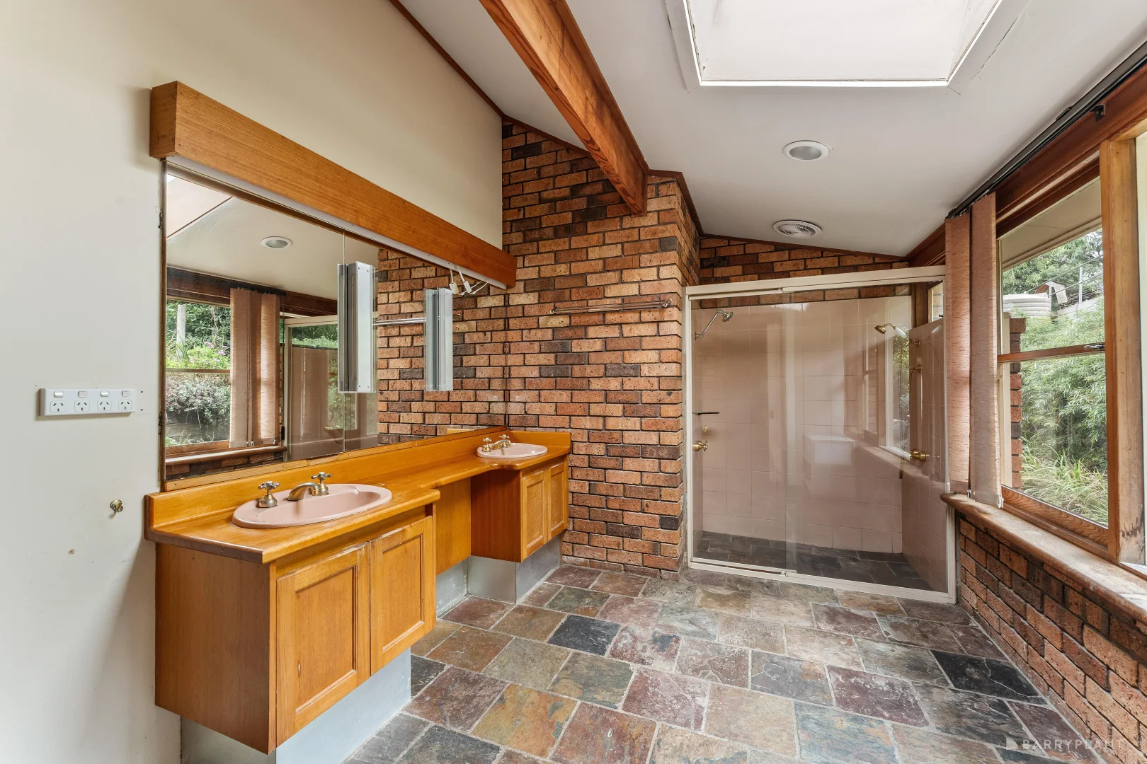 Additional image 7 of 5 Willowbank Court, Templestowe VIC 3106