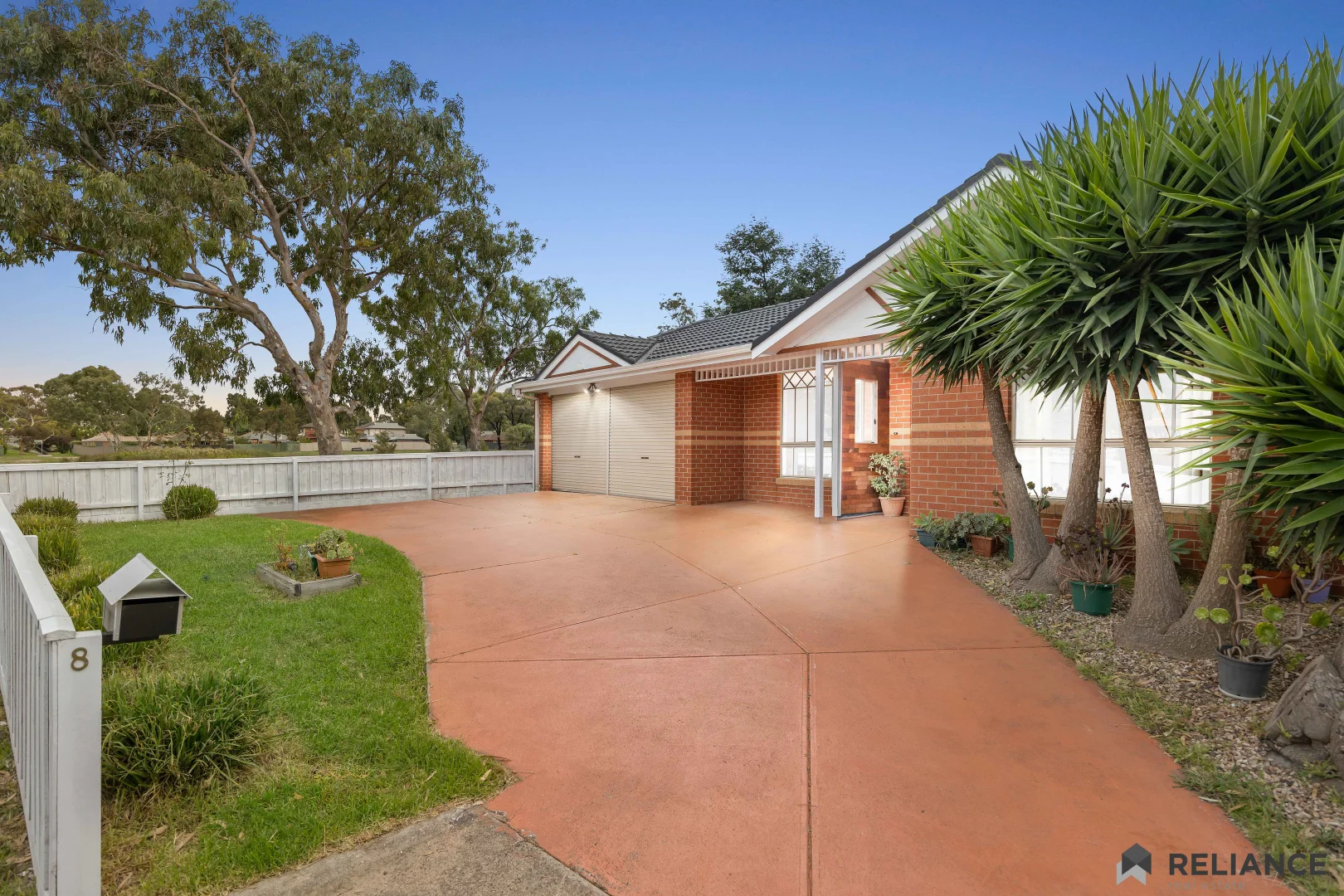 Additional image 2 of 8 Foxton Place, Roxburgh Park VIC 3064