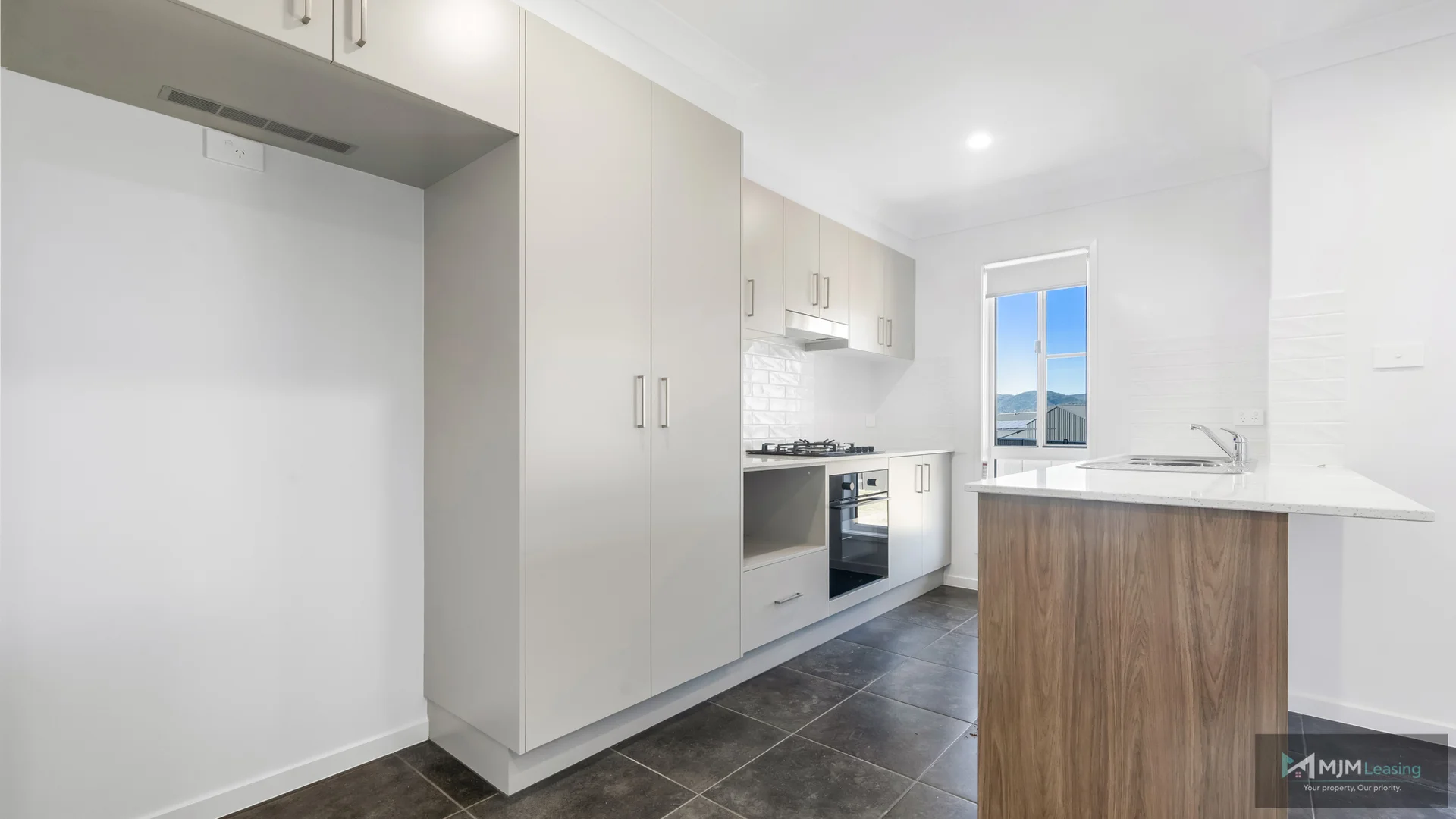 Additional image 2 of 1/12 Peppercress Court, Tamworth NSW 2340