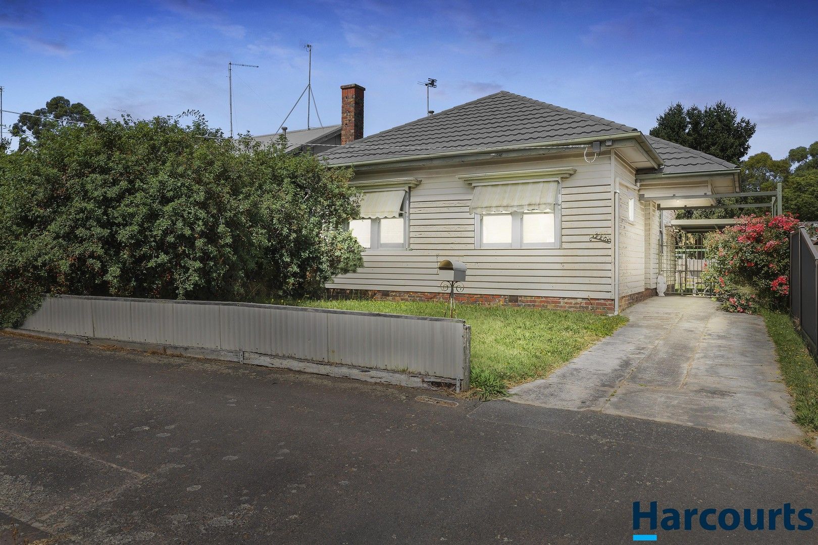 220 Main Road, Golden Point VIC 3350, Image 0