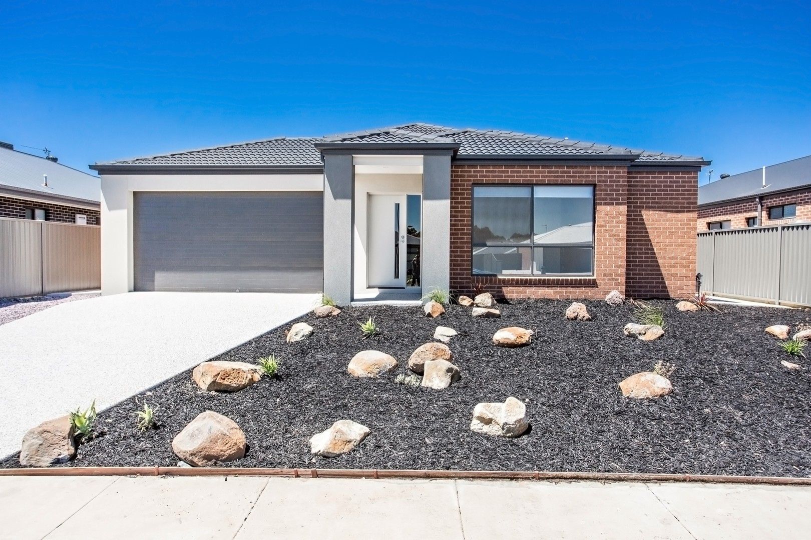6 Dadswell Way, Miners Rest VIC 3352 House For Rent 450 Domain