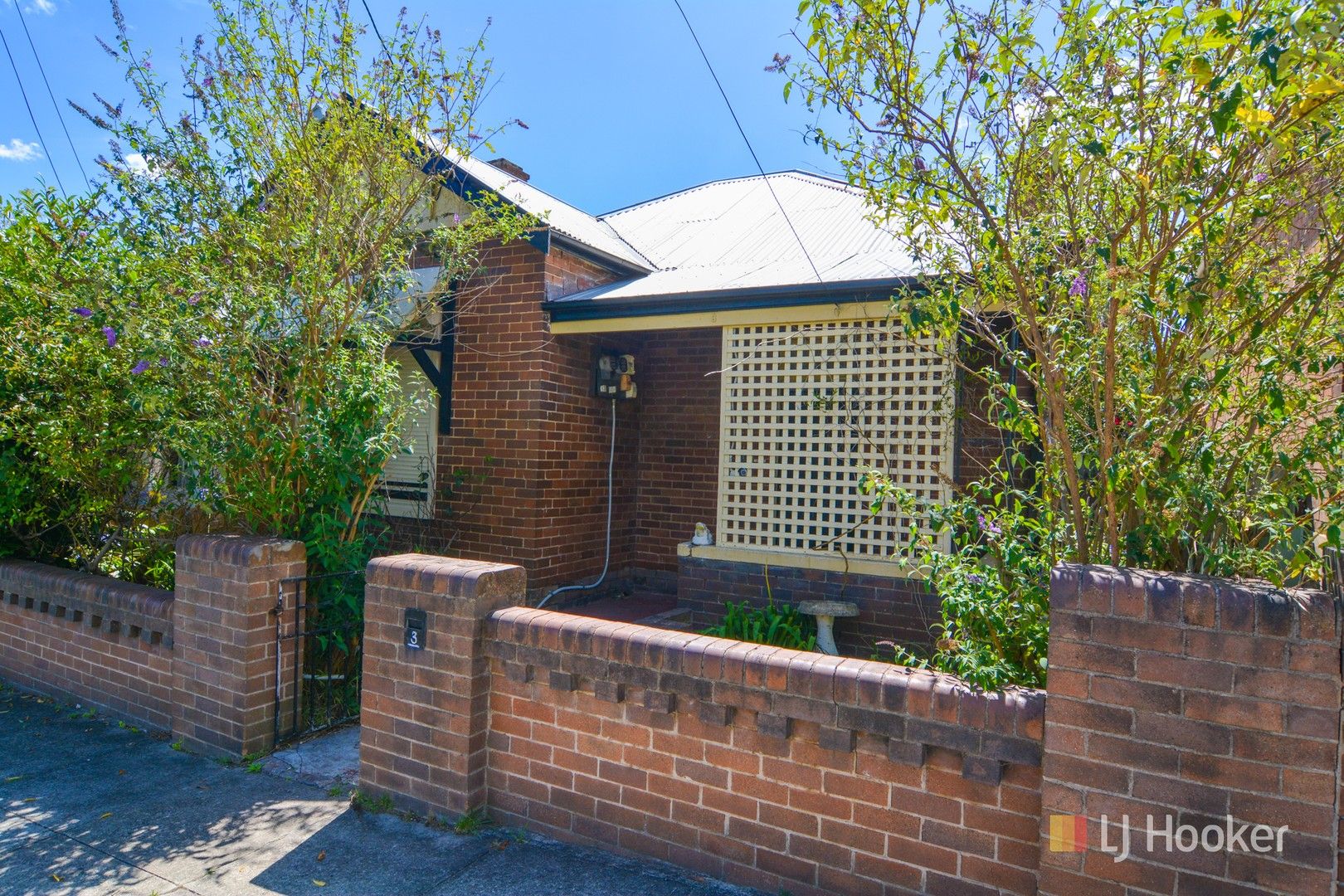 2 bedrooms House in 3 High Street LITHGOW NSW, 2790