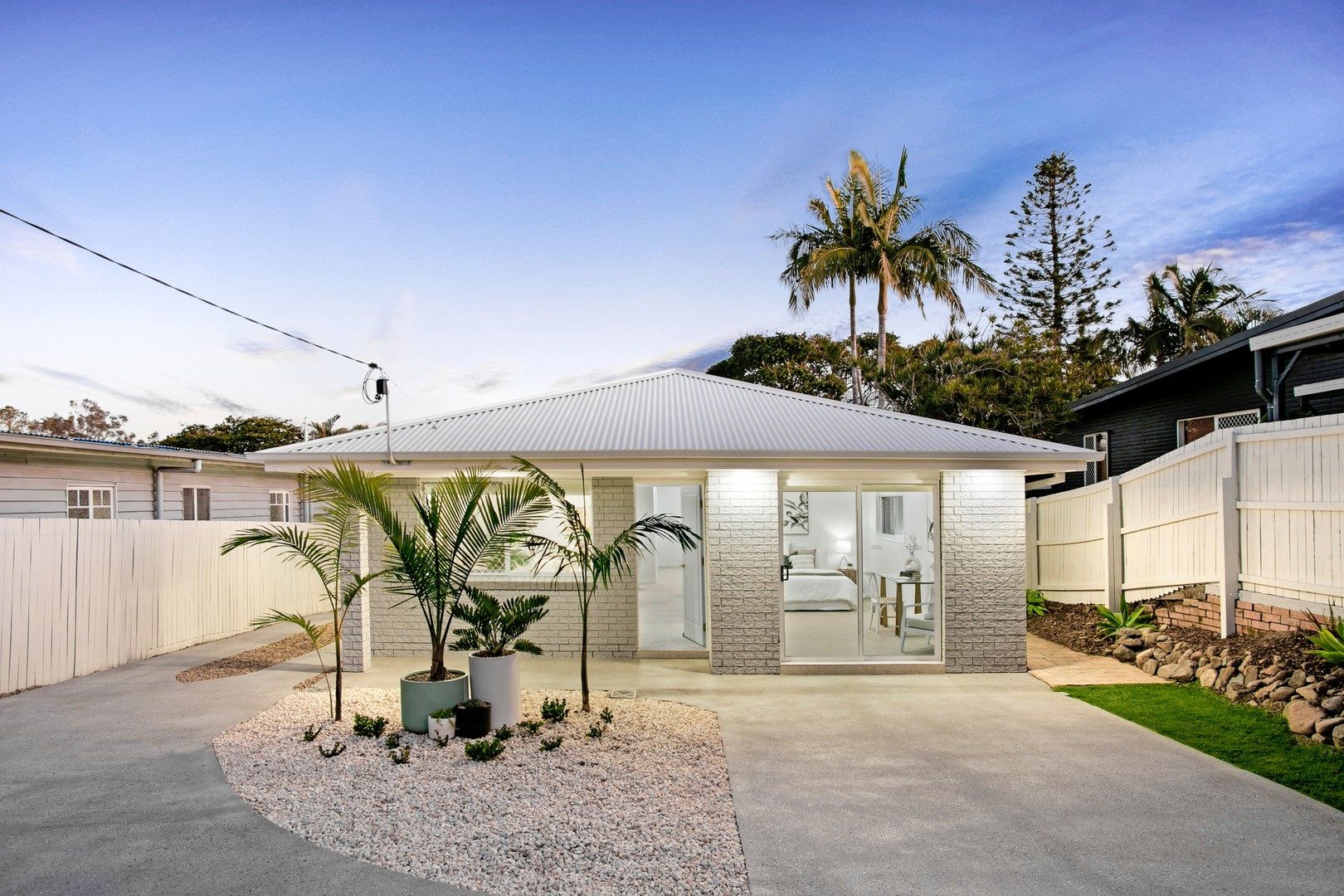 4 bedrooms House in 72 Musgrave Avenue SOUTHPORT QLD, 4215