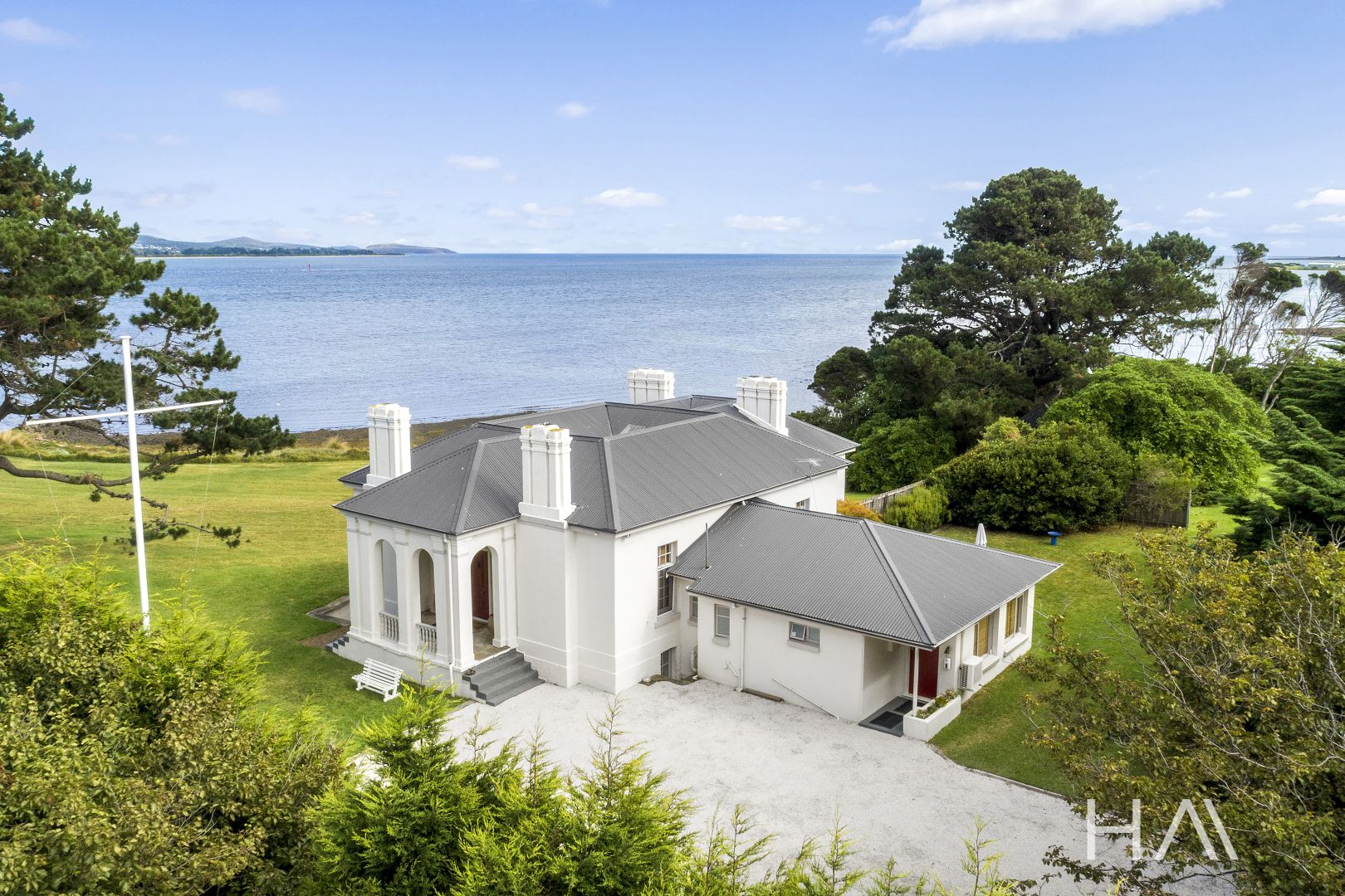 8199 Low Head Road, Low Head Property History & Address Research