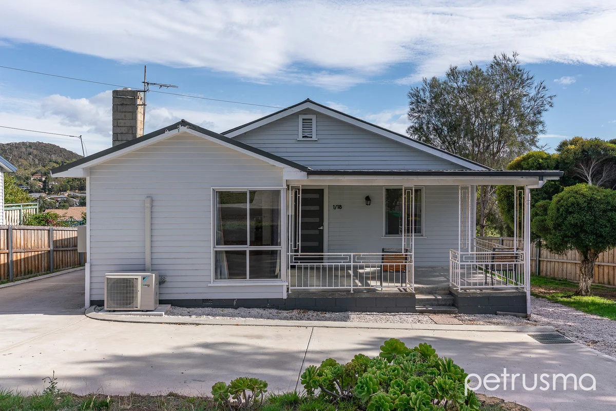 1/18 La Perouse Street, Warrane TAS 7018