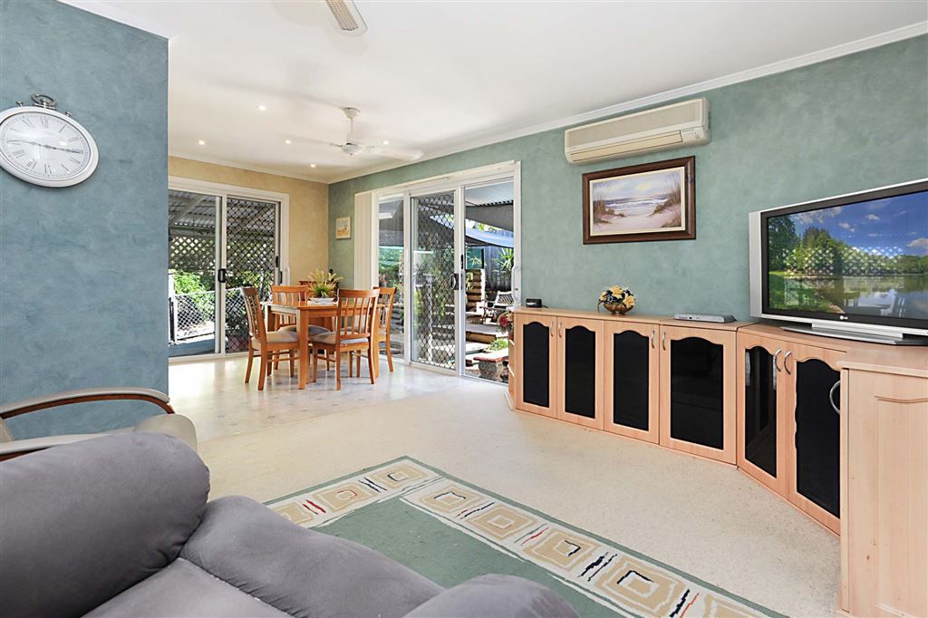 22 Danyo Crescent, Ferny Hills QLD 4055, Image 2