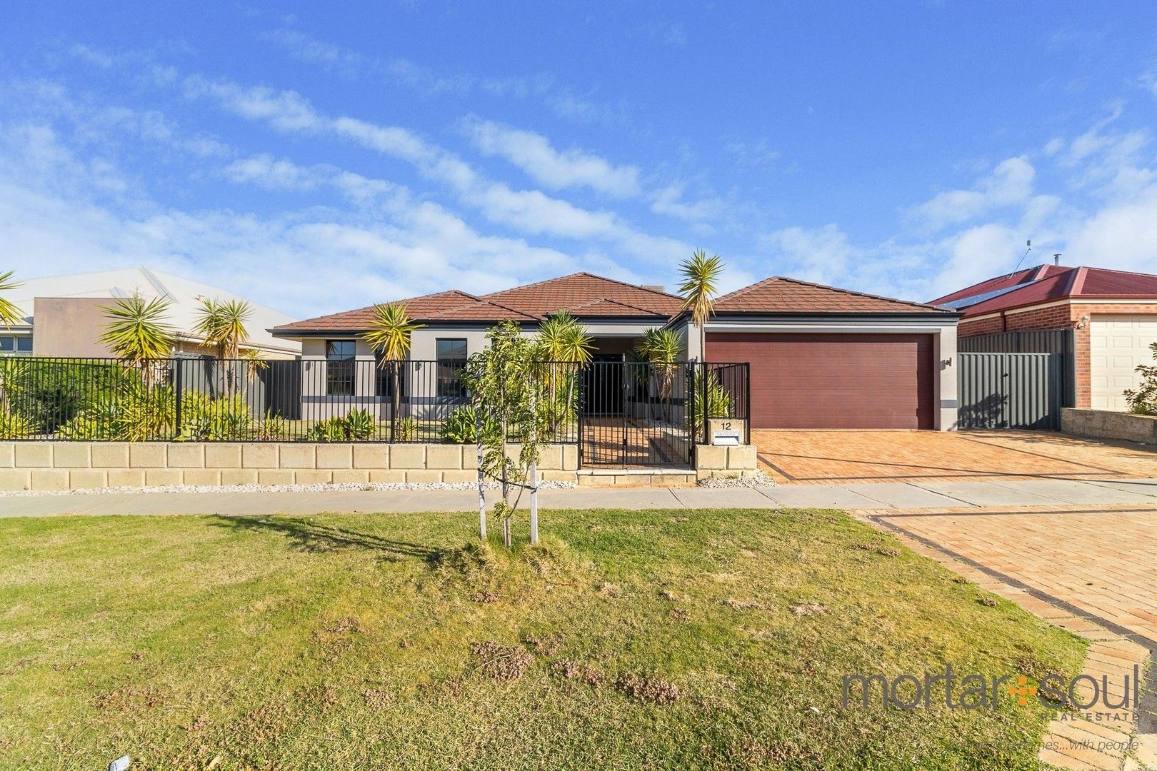 4 bedrooms House in 12 Wistful Parade AVELEY WA, 6069