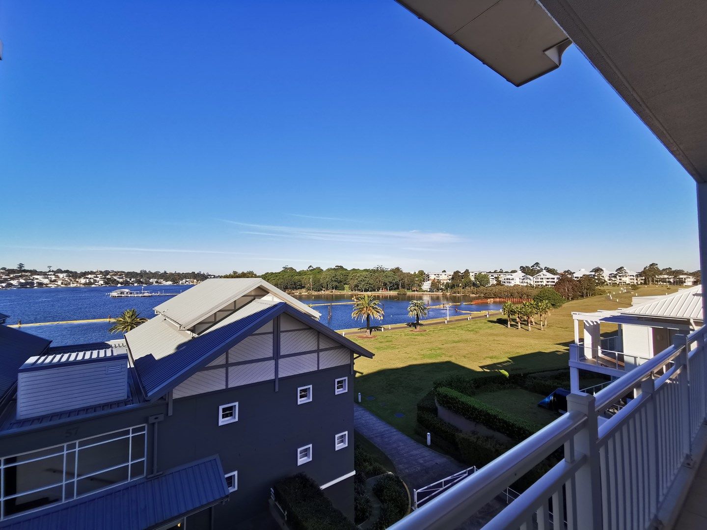 3 bedrooms Apartment / Unit / Flat in 41/53 Peninsula Dr BREAKFAST POINT NSW, 2137