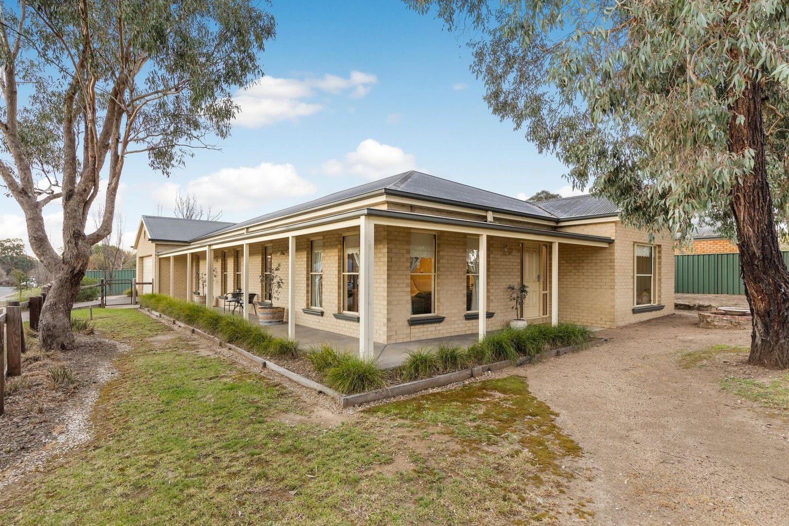 2 Hampshire Place, Strathfieldsaye VIC 3551, Image 1