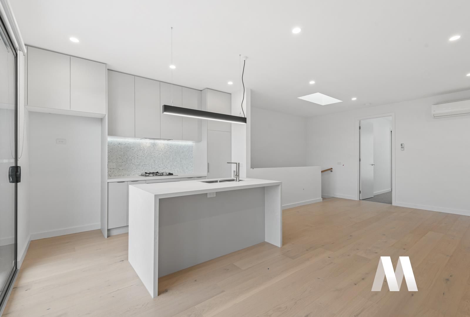 2 bedrooms Townhouse in 2/92 New Street SOUTH KINGSVILLE VIC, 3015