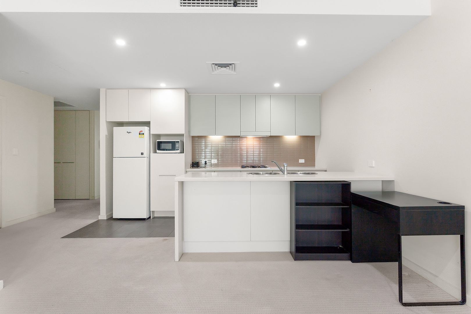 217/1-2 Tarni Court, New Port SA 5015, Image 2