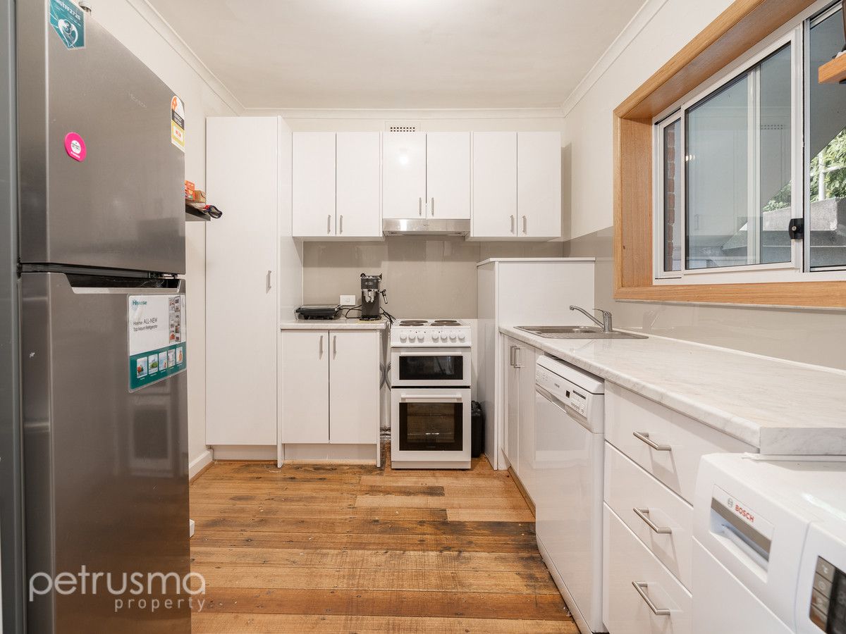 1/22A Lord Street, Sandy Bay TAS 7005, Image 2