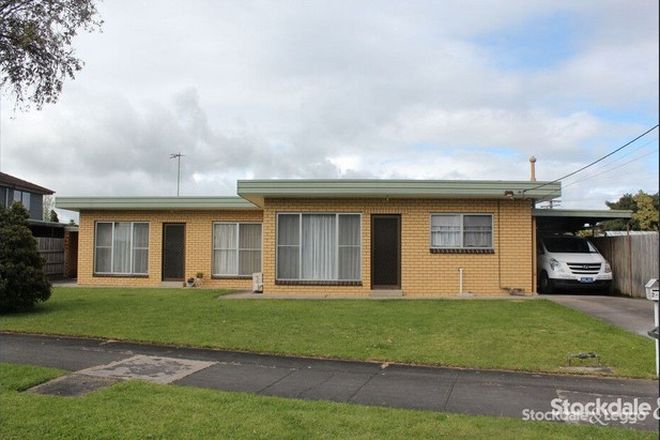 Picture of 2/21 Chestnut Avenue, MORWELL VIC 3840