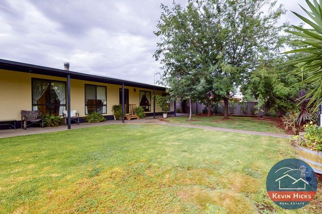 Picture of 193 Union Road, KATANDRA WEST VIC 3634