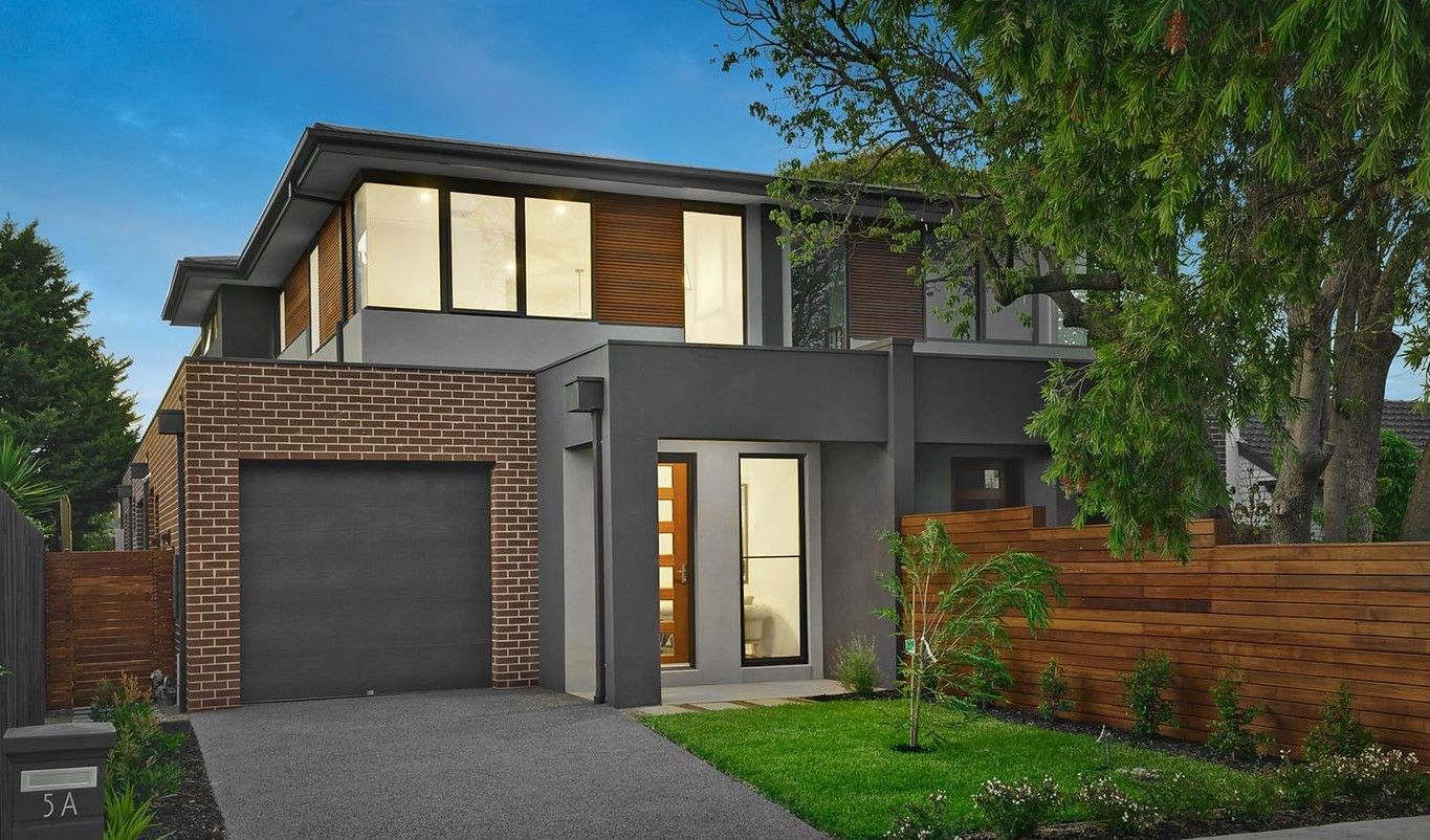 4 bedrooms Duplex in  SMITHFIELD NSW, 2164