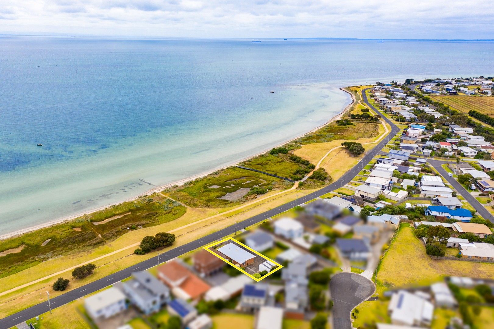 213 The Esplanade, Indented Head VIC 3223, Image 0