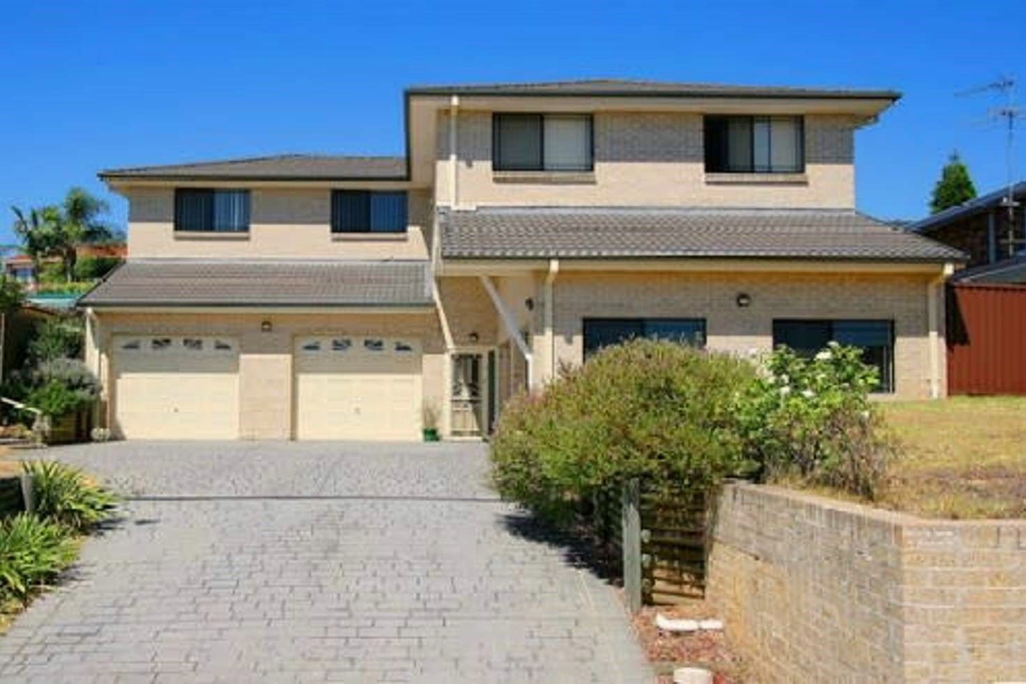 4 bedrooms Semi-Detached in 54 Mackillop Drive BAULKHAM HILLS NSW, 2153