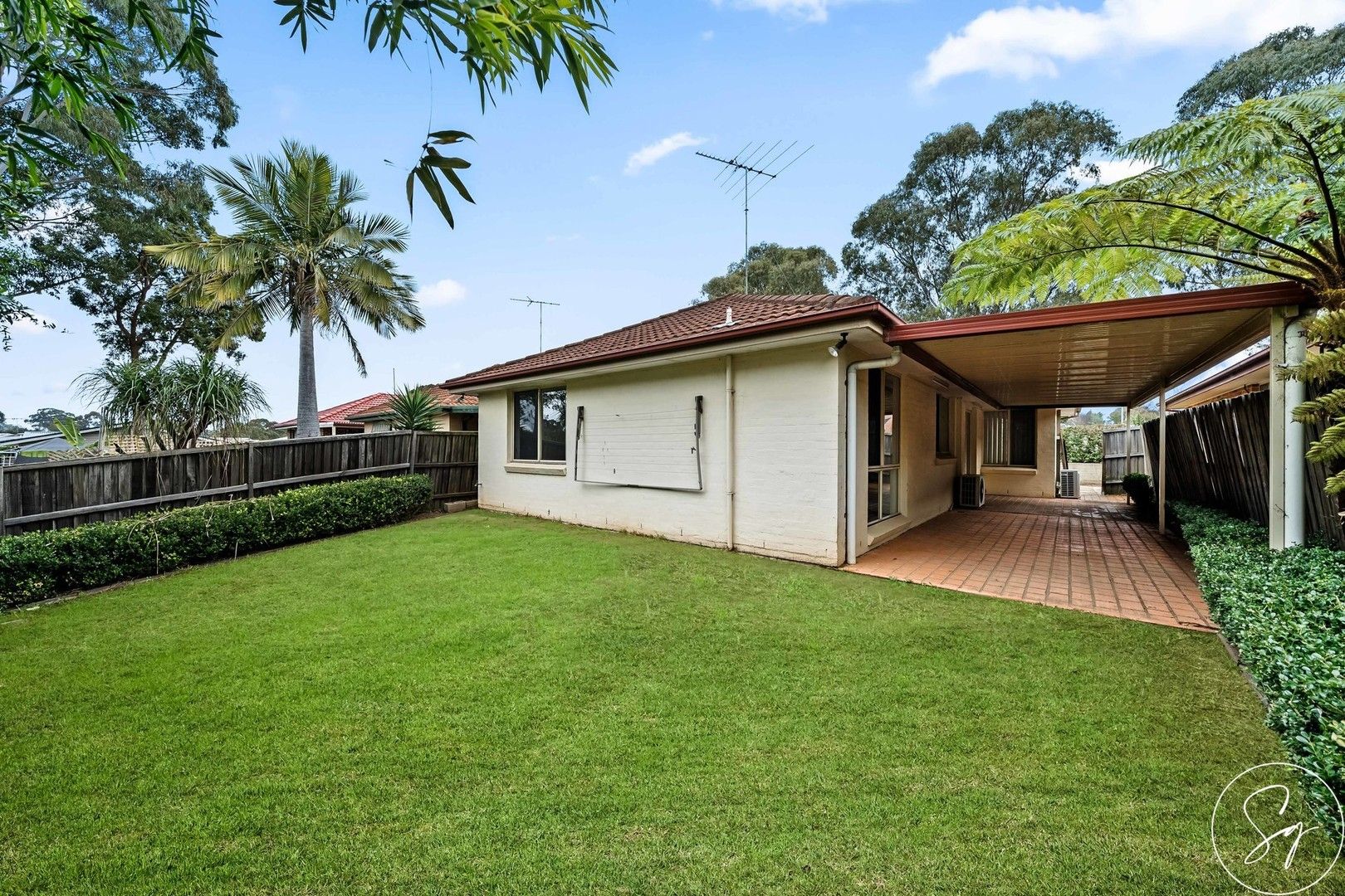 27 Majestic Drive, Stanhope Gardens Property History & Address