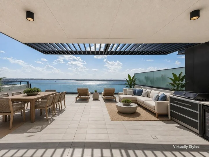 921/455d Captain Cook Drive, Woolooware NSW 2230