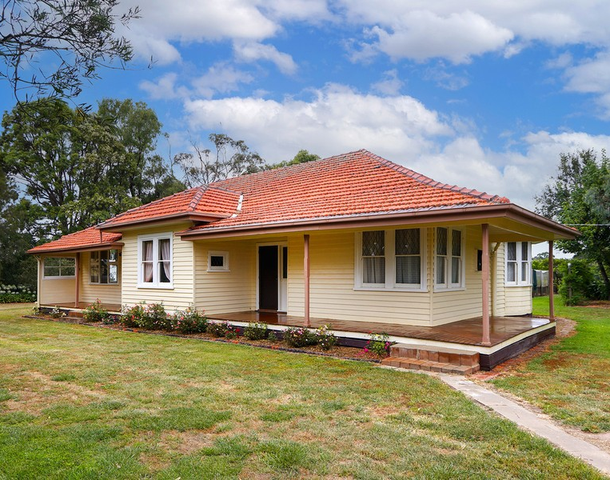 76 Lee Street, Stratford VIC 3862