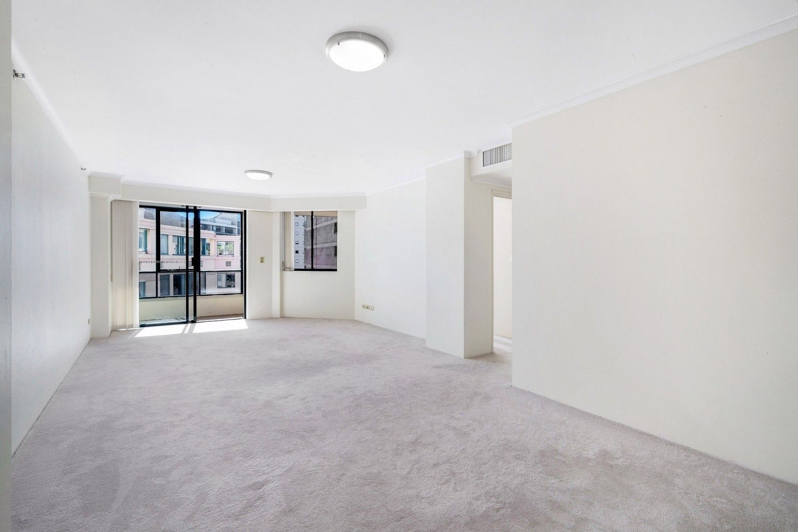 2 bedrooms Apartment / Unit / Flat in 401/303 Castlereagh street SYDNEY NSW, 2000