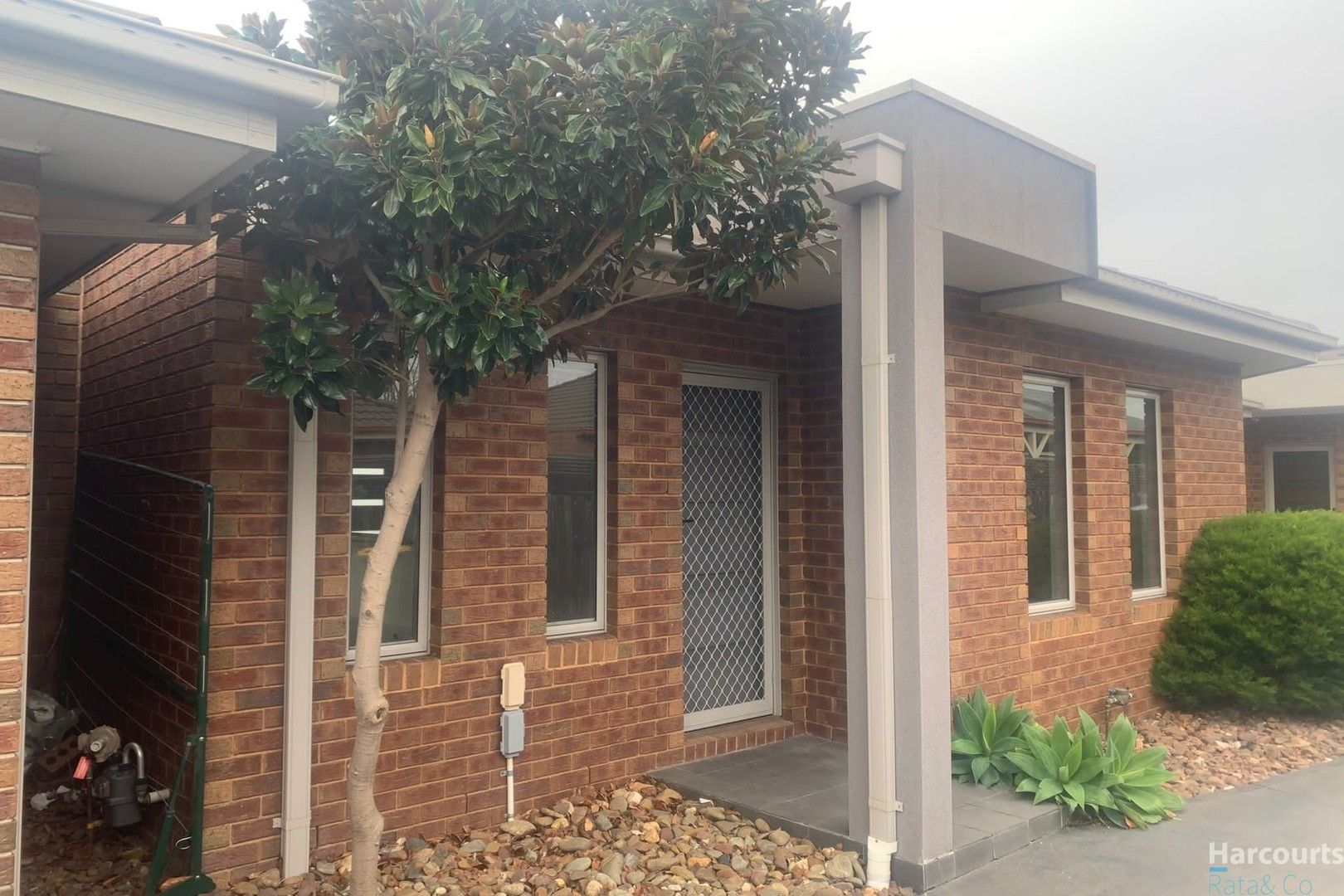 2 bedrooms Apartment / Unit / Flat in 2/14 Aberdeen Street RESERVOIR VIC, 3073