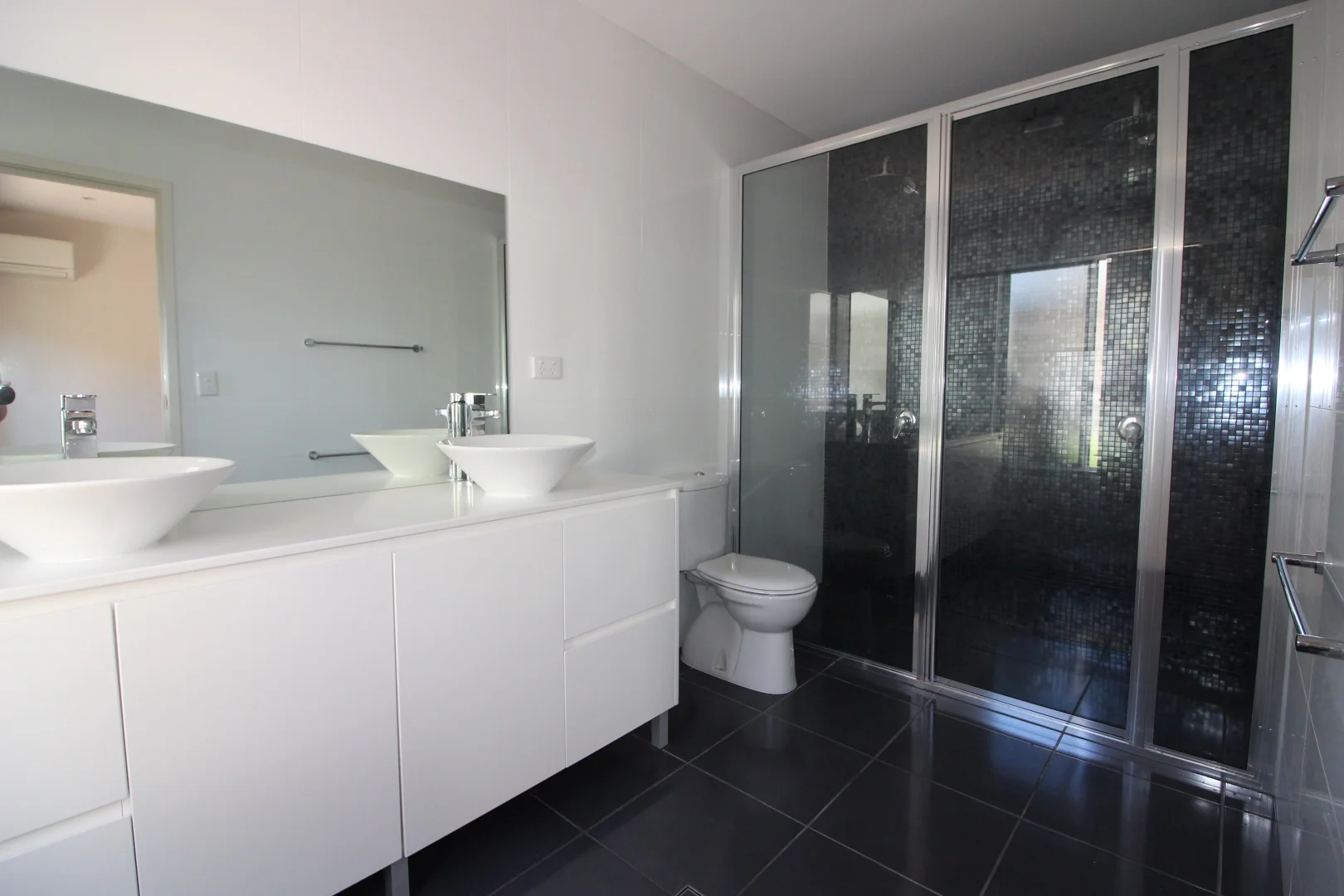 Additional image 8 of 1/1A King Street, Mount Isa QLD 4825