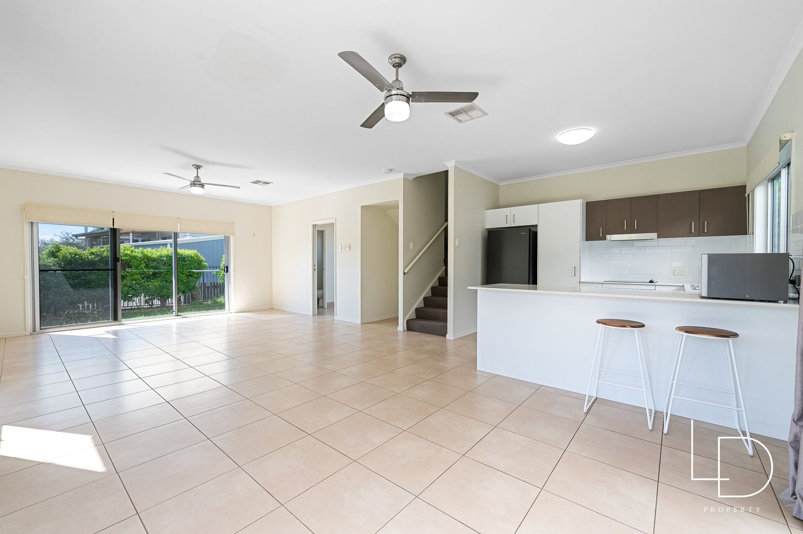 12/8 Petrie Street, East Mackay QLD 4740, Image 2