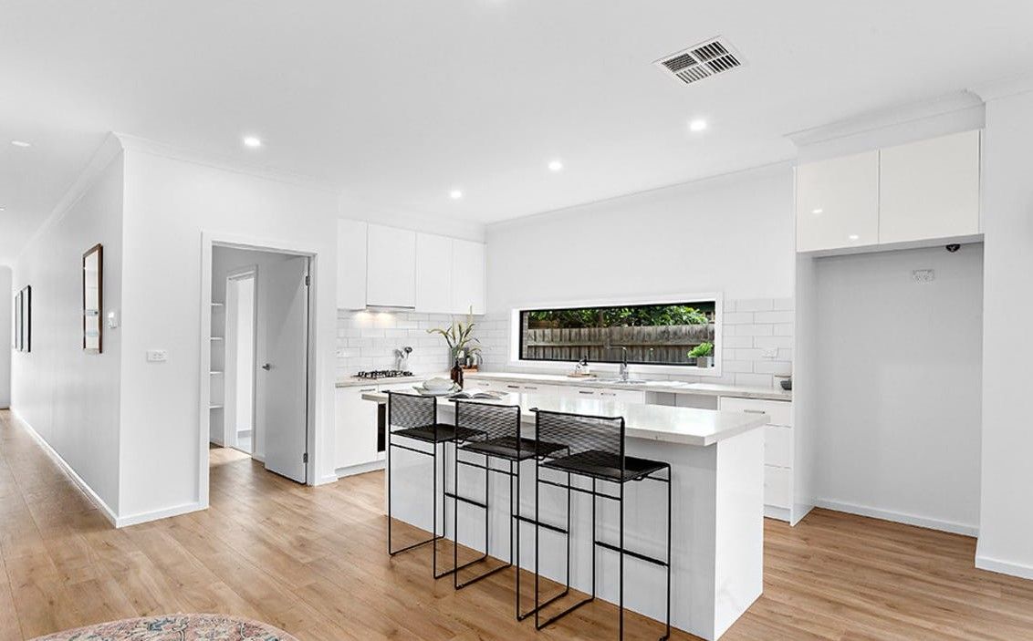 19 Cuthbert Drive, Mill Park VIC 3082 Townhouse For Rent 700 Domain