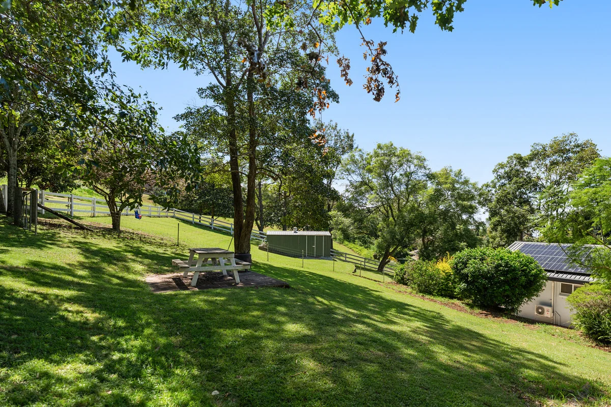 Additional image 24 of 11 Buena Vista Crescent, Blue Mountain Heights QLD 4350