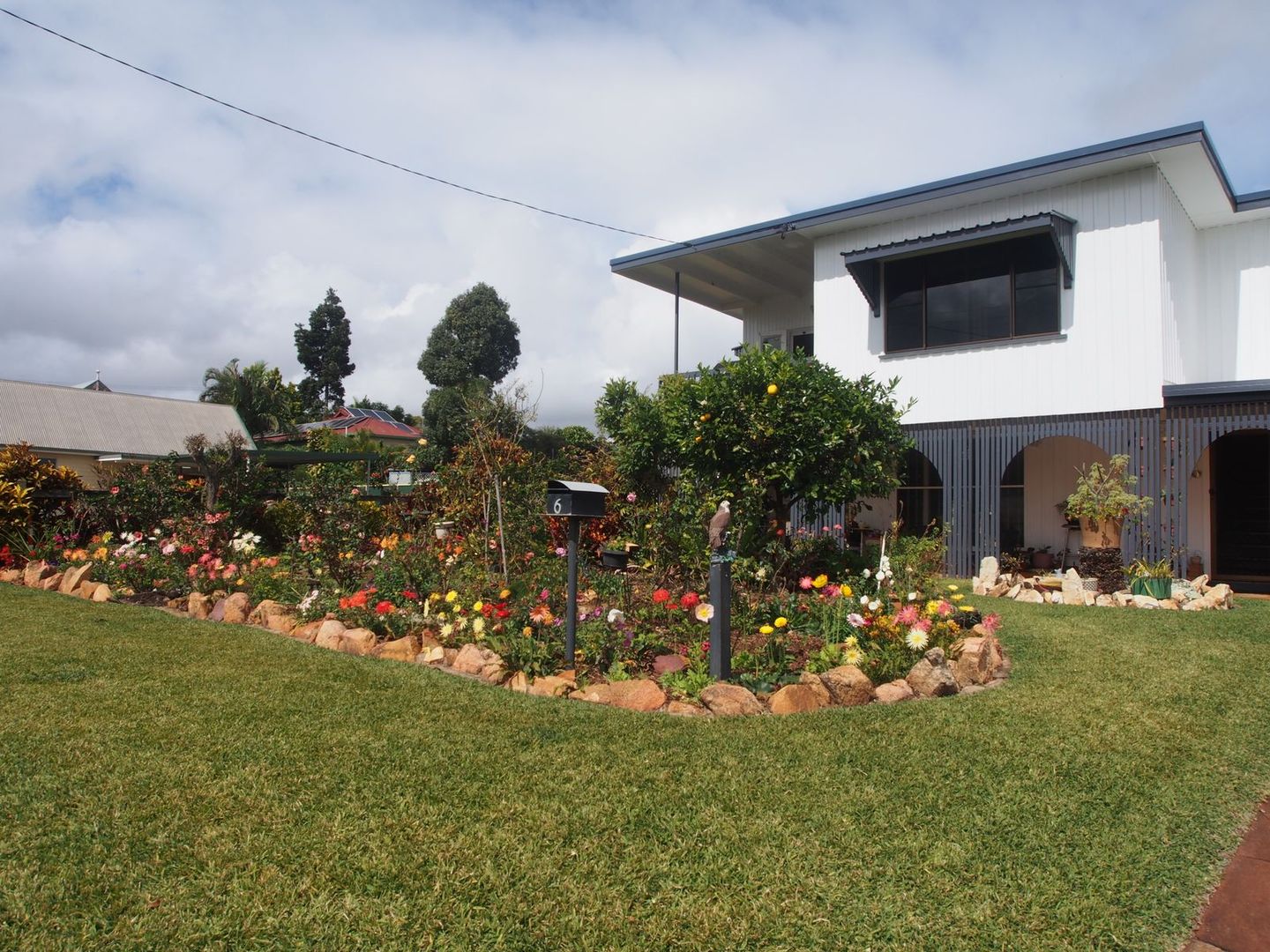 6 CEVN STREET, Childers QLD 4660 Domain