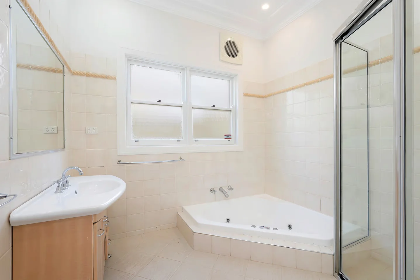 Additional image 12 of 22 Euroka Street, Northbridge NSW 2063